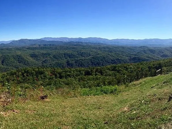 Tower Rd, Tallassee, TN 37878