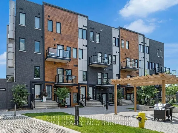 402 E Mall Cres #318B, Etobicoke, ON M9B 3Y5