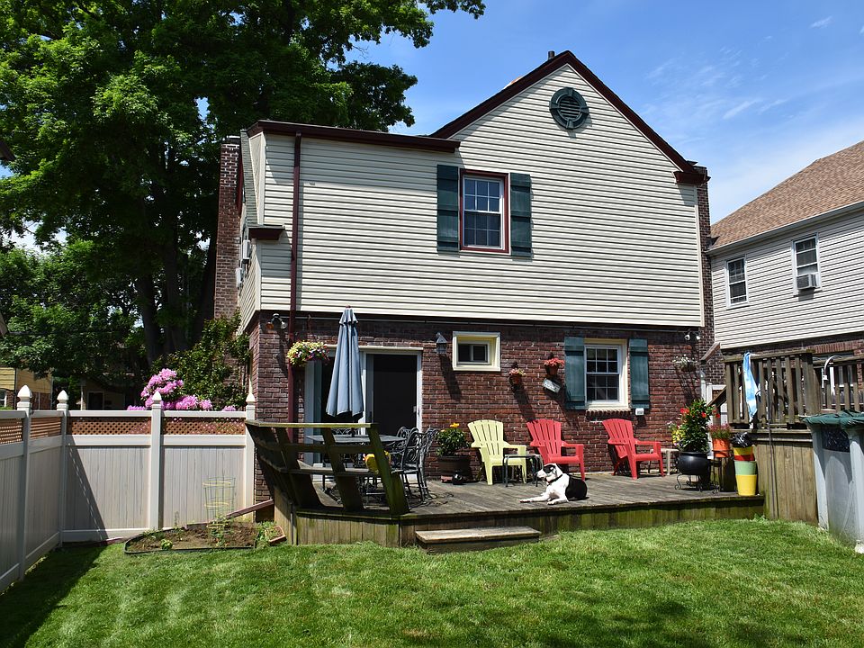 2nd image of 4215 218th St
