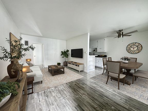 2nd image of 3426 Vinton Ave APT 5