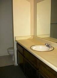 5th image of 2514 Burlington Pl