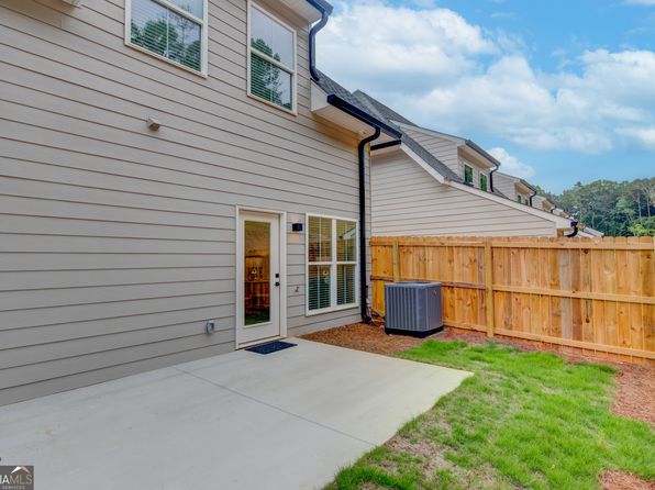 119 Chateau Dr, Rome, GA 30161