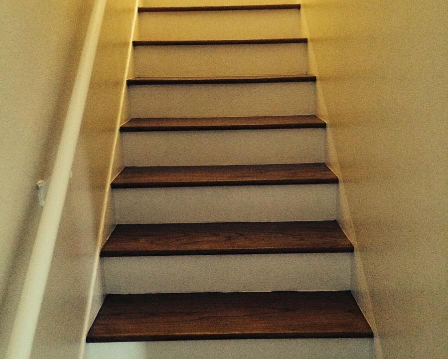 Stairs leading up to 2nd floor