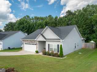 318 Highland Pointe Dr, Alto, GA 30510