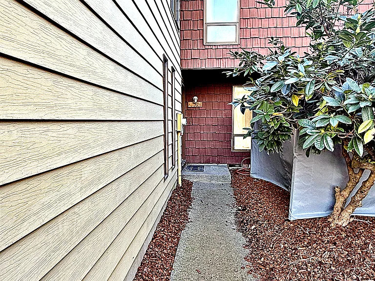 2333-2337 SE 110th Ave #2357 — Photo 2
