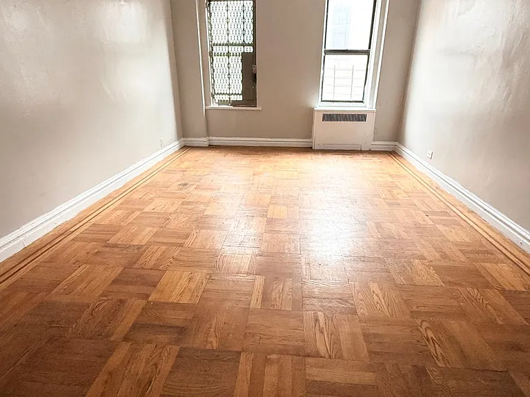 253 E 181st St #4B — Photo 7