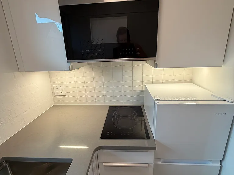 1063 Clayton St #B — Photo 6
