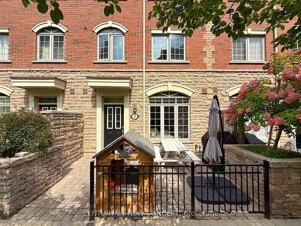 1st image of 8 Brighton Pl #52