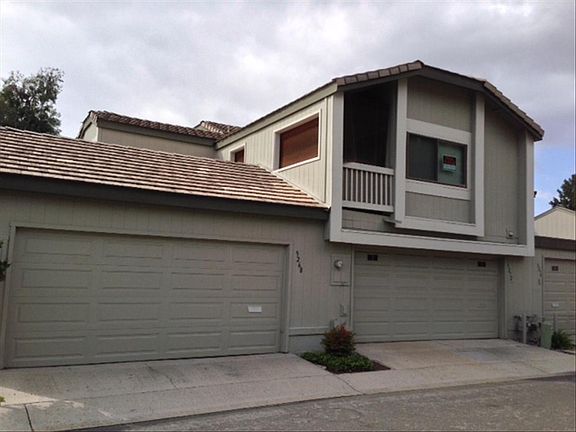 Bonus Great Room Exterior & Double attached Garage & Outdoor Private Porch