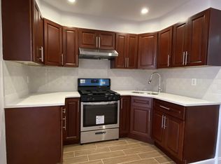 8537 75th St, Woodhaven, NY 11421