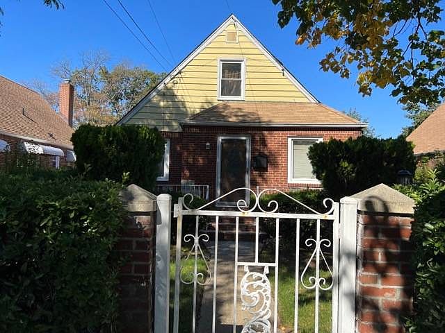 2nd image of 199-07 120th Ave