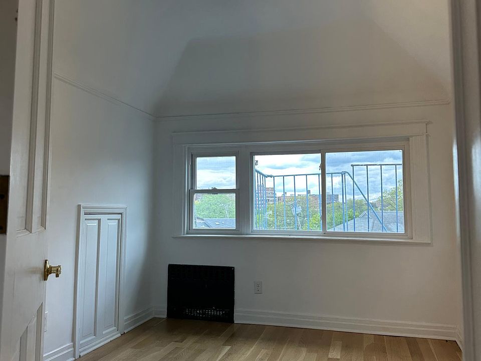 1st image of 1623 Kennellworth Pl Floor 2