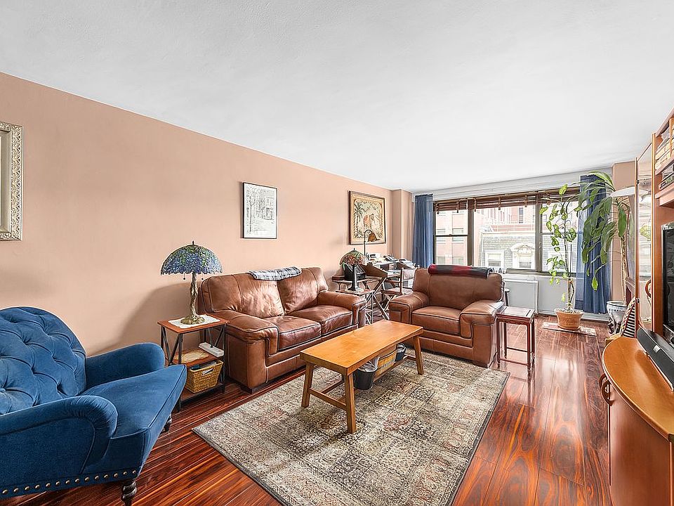 1st image of 35 E 38th St APT 7G