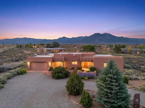 3 Rolling Sage Ln, El Prado, NM 87529