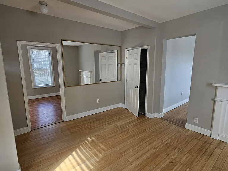 809 Eastern Ave — Photo 16
