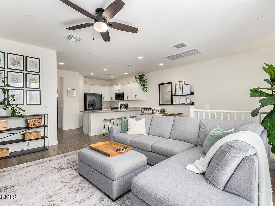 1st image of 4019 E TOLEDO Street #102