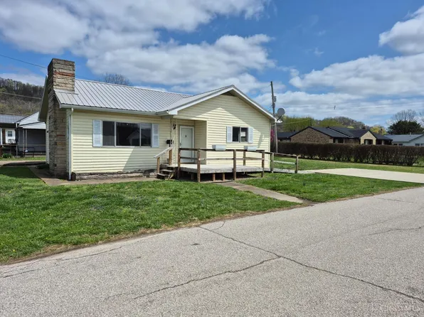 1102 Elizabeth St, Ripley, OH 45167