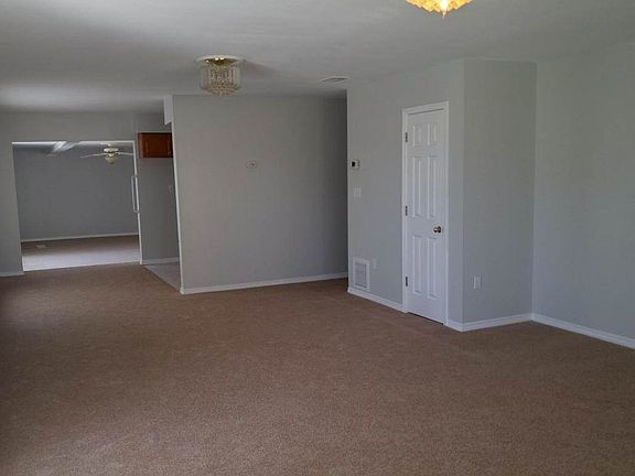 3rd image of 735 Starfish Ave