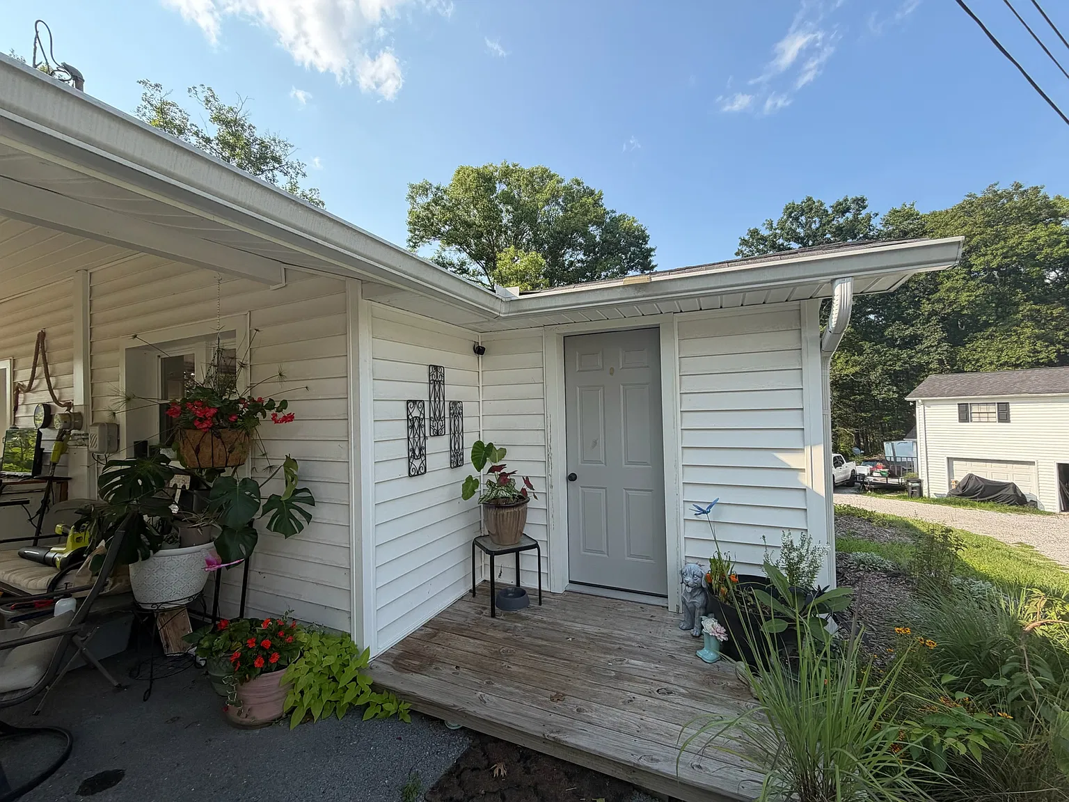 2 bed, 1025 sqft, $1,750 — Photo 3