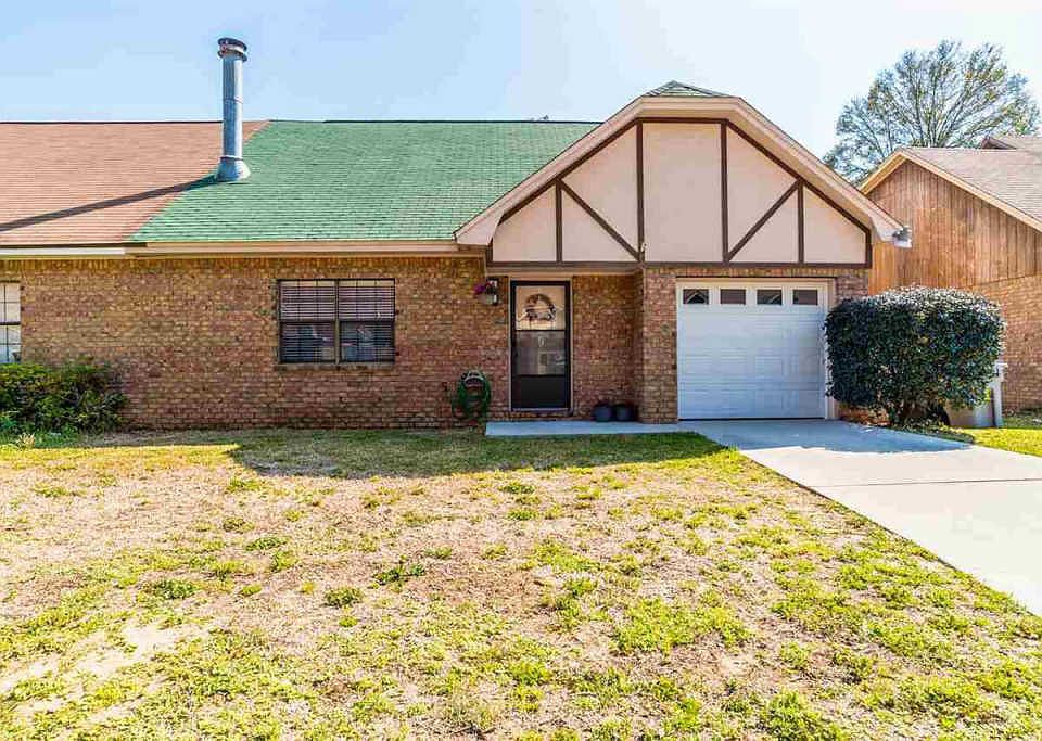 1st image of 6951 Heather Oaks Dr