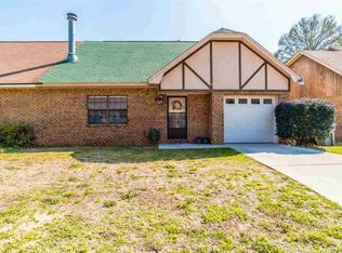 6951 Heather Oaks Dr, Pensacola, FL 32506