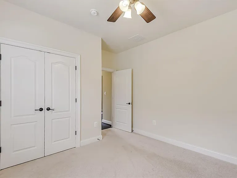 5815 New Berne Rd — Photo 21