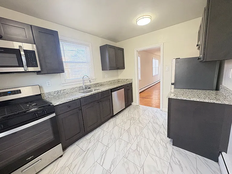 1010 Beechwood Ave — Photo 17