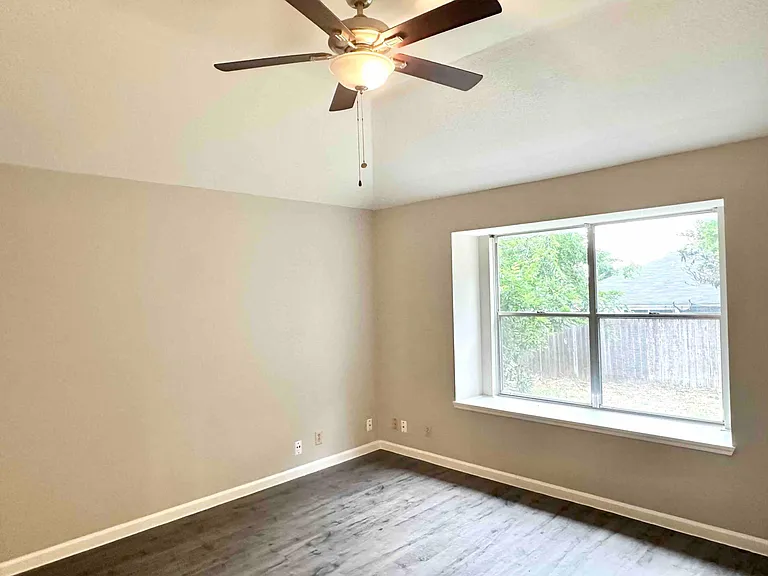 6119 Broadmeadow — Photo 7
