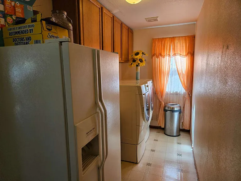 8842 W Ida Pl — Photo 22