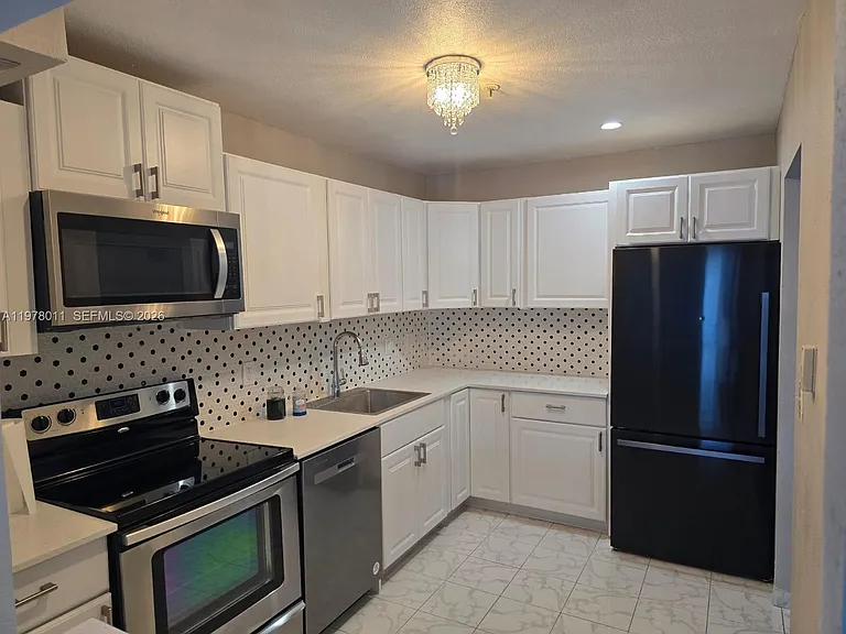 20505 E Country Club Dr #138 — Photo 6