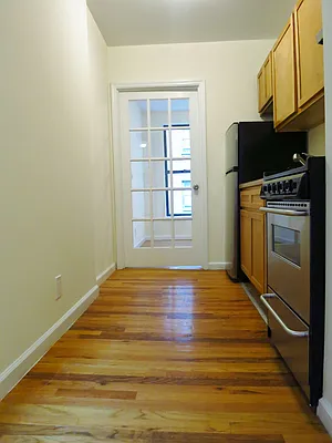 Rented by City & Suburban | media 25