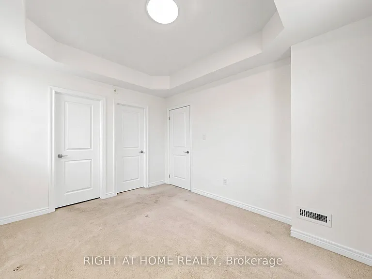 2333 Sawgrass Dr #205 — Photo 17