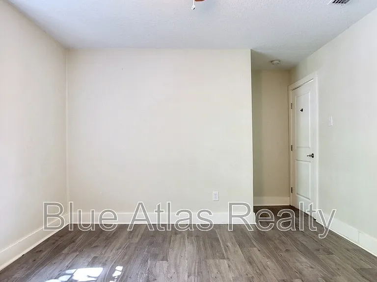 5708 Flamingo Ct — Photo 15