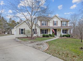 187 Quail Run Dr, Defiance, MO 63341