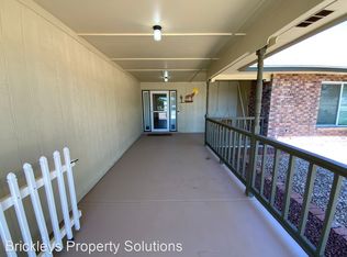 4640 Aquamarine Dr NE, Rio Rancho, NM 87124