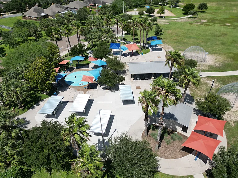 Villas on Ware — Photo 17