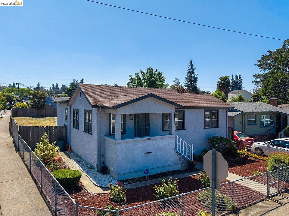 1st image of 3986 Delmont Ave