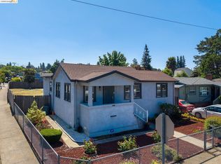 3986 Delmont Ave, Oakland, CA 94605