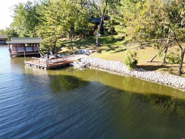 1345 Trails End Rd, Greenville, IL 62246