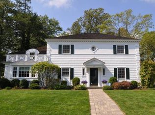 37 Plymouth Rd, Summit, NJ 07901