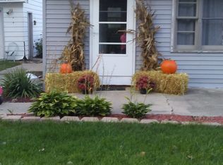 9520 Chesaning Rd, Chesaning, MI 48616