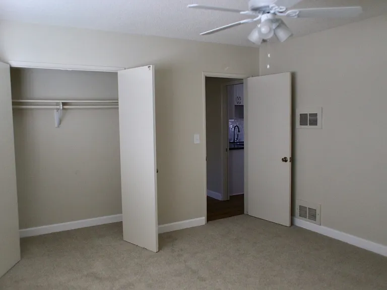 11620 Bellflower Blvd — Photo 9