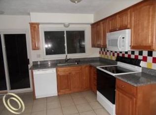 27998 Gaines Mill Way, Farmington Hills, MI 48331