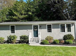 5 Wayland Trl, Narragansett, RI 02882