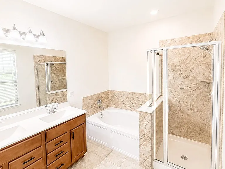 15322 Saber Point — Photo 8