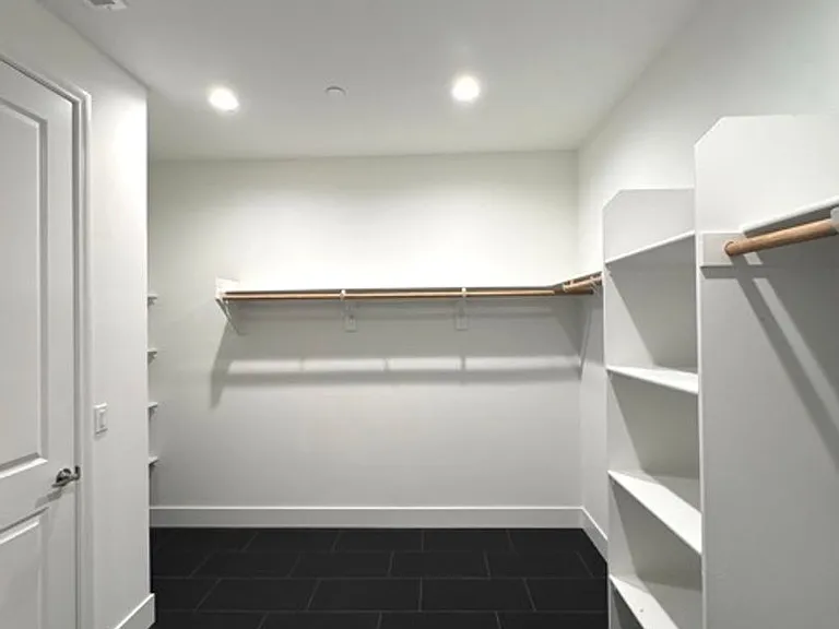 25061 River Peak Dr — Photo 35