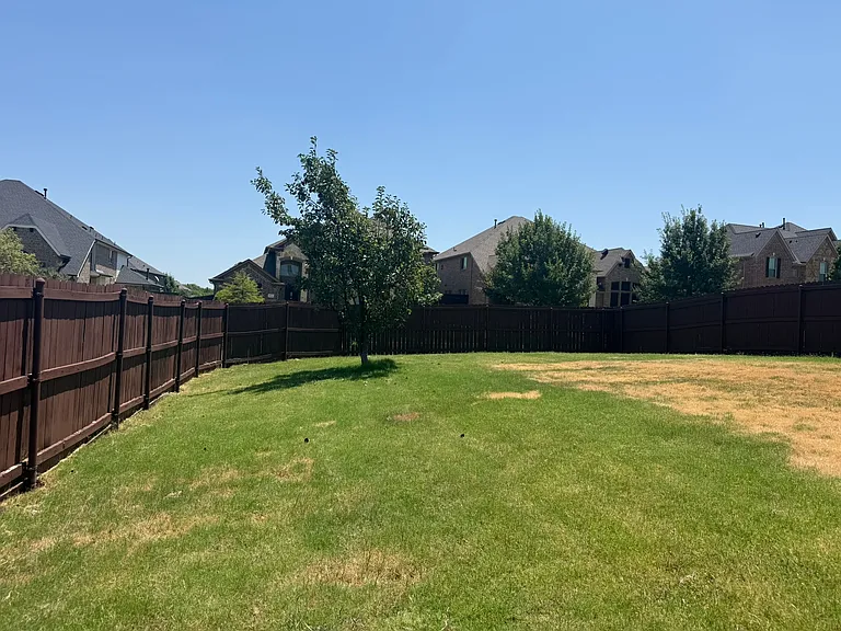 1220 Resaca Dr — Photo 37