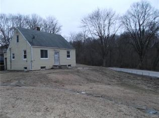 810 Walnut Dr, Columbia, IL 62236