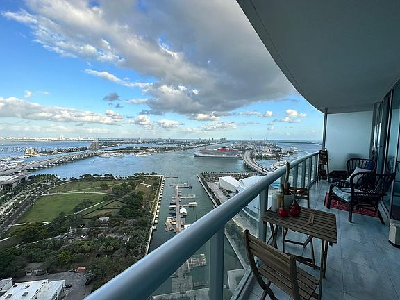 2nd image of 888 Biscayne Blvd APT 3611
