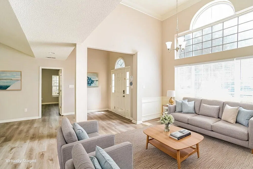 3 bed, 2.0 bath, 1879 sqft, $2,180 — Photo 3